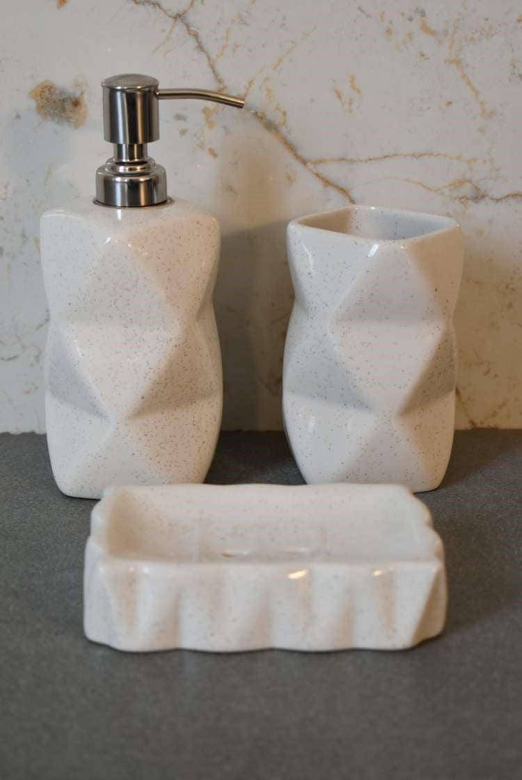 Eitri Serenity Bathroom Collection Set at Homepressions.com